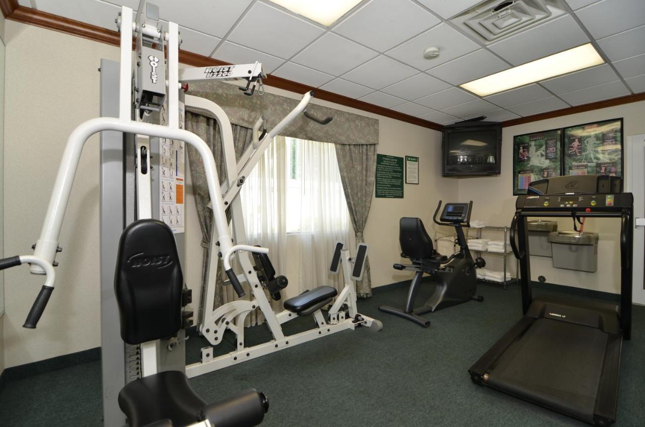 אשוויל Quality Inn & Suites Biltmore East מראה חיצוני תמונה
